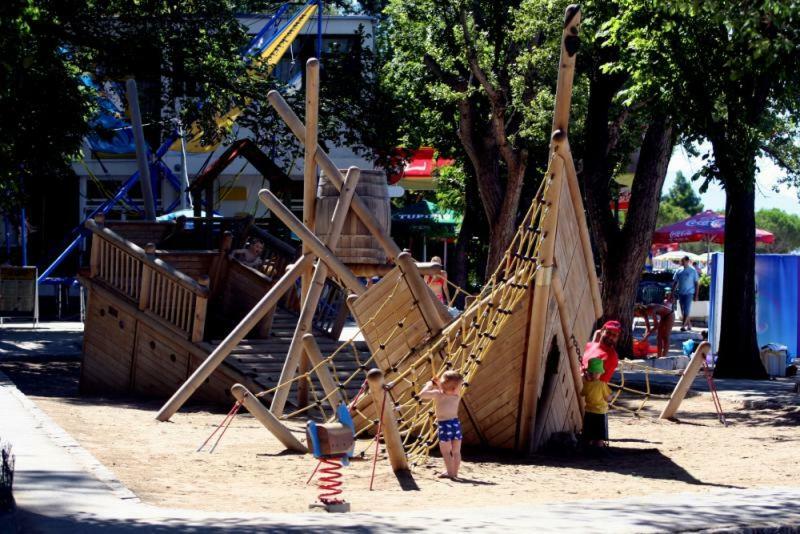 Marijan Apartments ซริกเวนิซา ภายนอก รูปภาพ